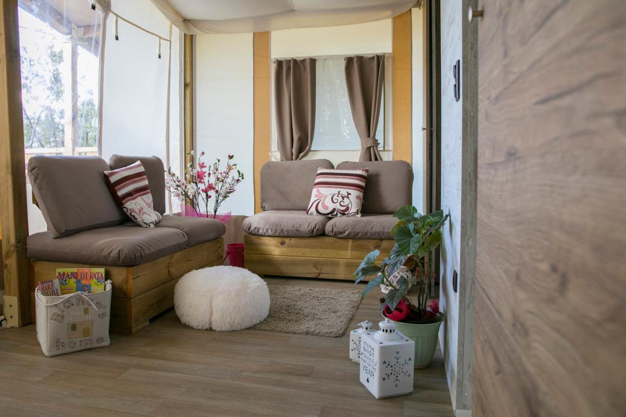Ciriga Sicily Glamping Resort サンタ・マリア・デル・フォカッロ エクステリア 写真