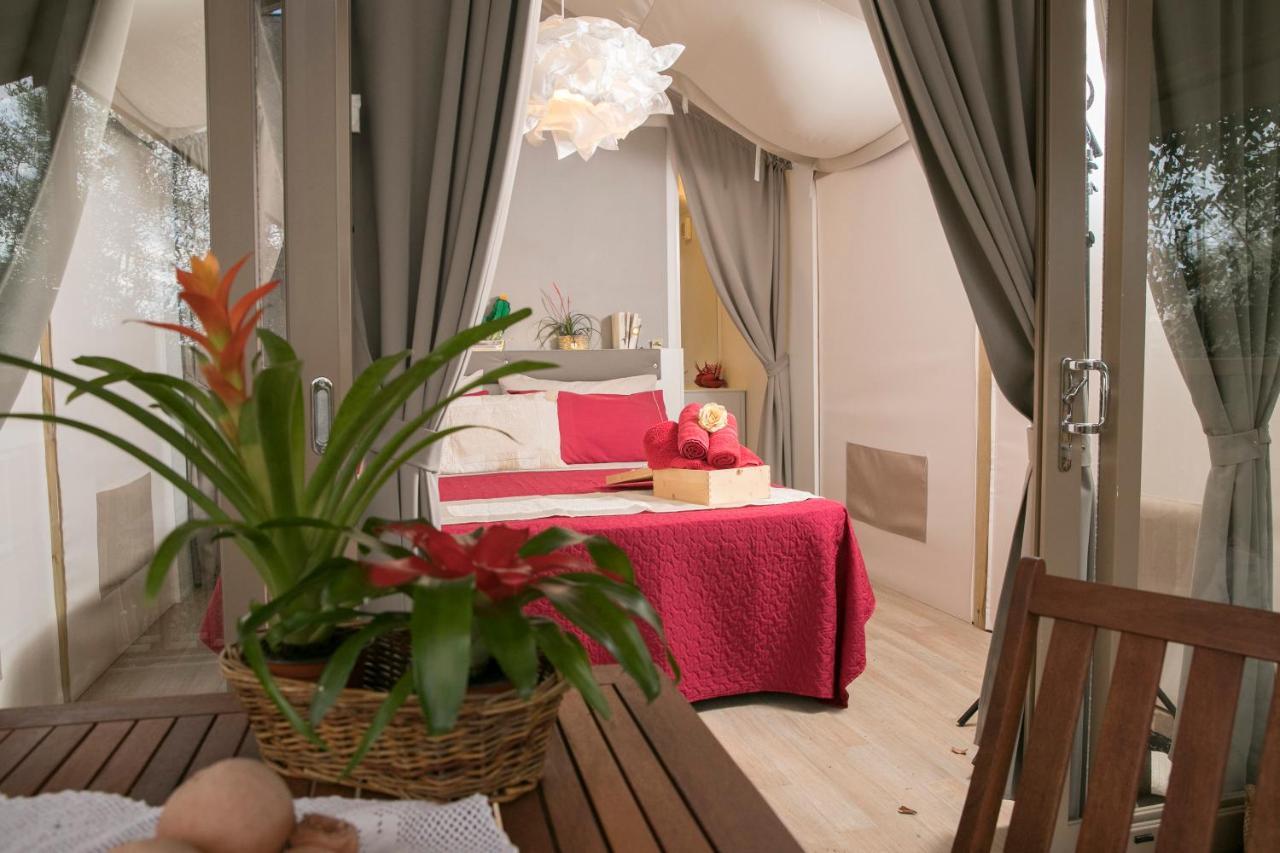 Ciriga Sicily Glamping Resort サンタ・マリア・デル・フォカッロ エクステリア 写真